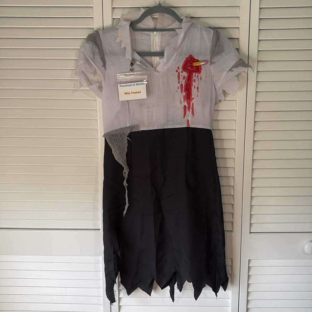 Women’s Halloween Office Zombie Costume Small - Picture 2 of 12